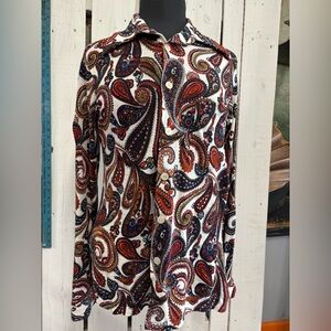 Vintage white blue red Paisley Button-Up Shirt large